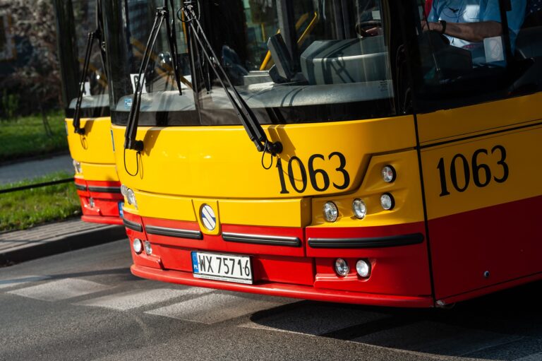 Budowa pętli autobusowej. Jednokierunkowy ruch na Ostroroga